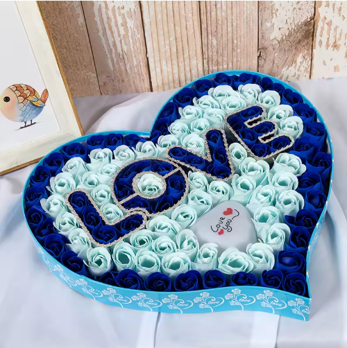 99 Roses Heart-Shaped Scented Soap Flowers Gift Box