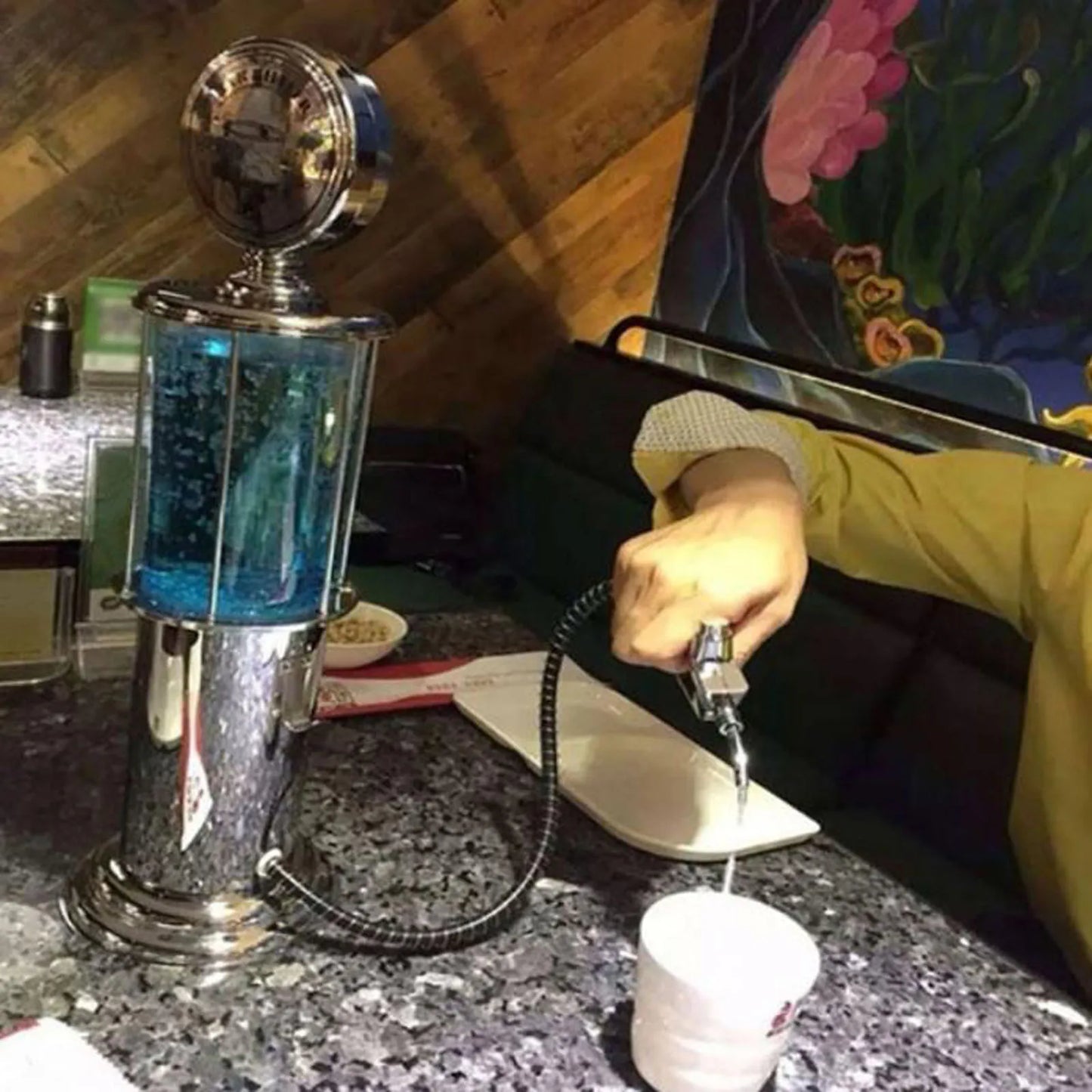 Ultimate Beer Tower Dispenser 900ML